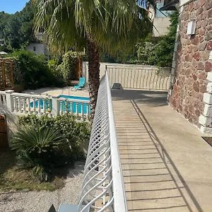  Villa Paradis -